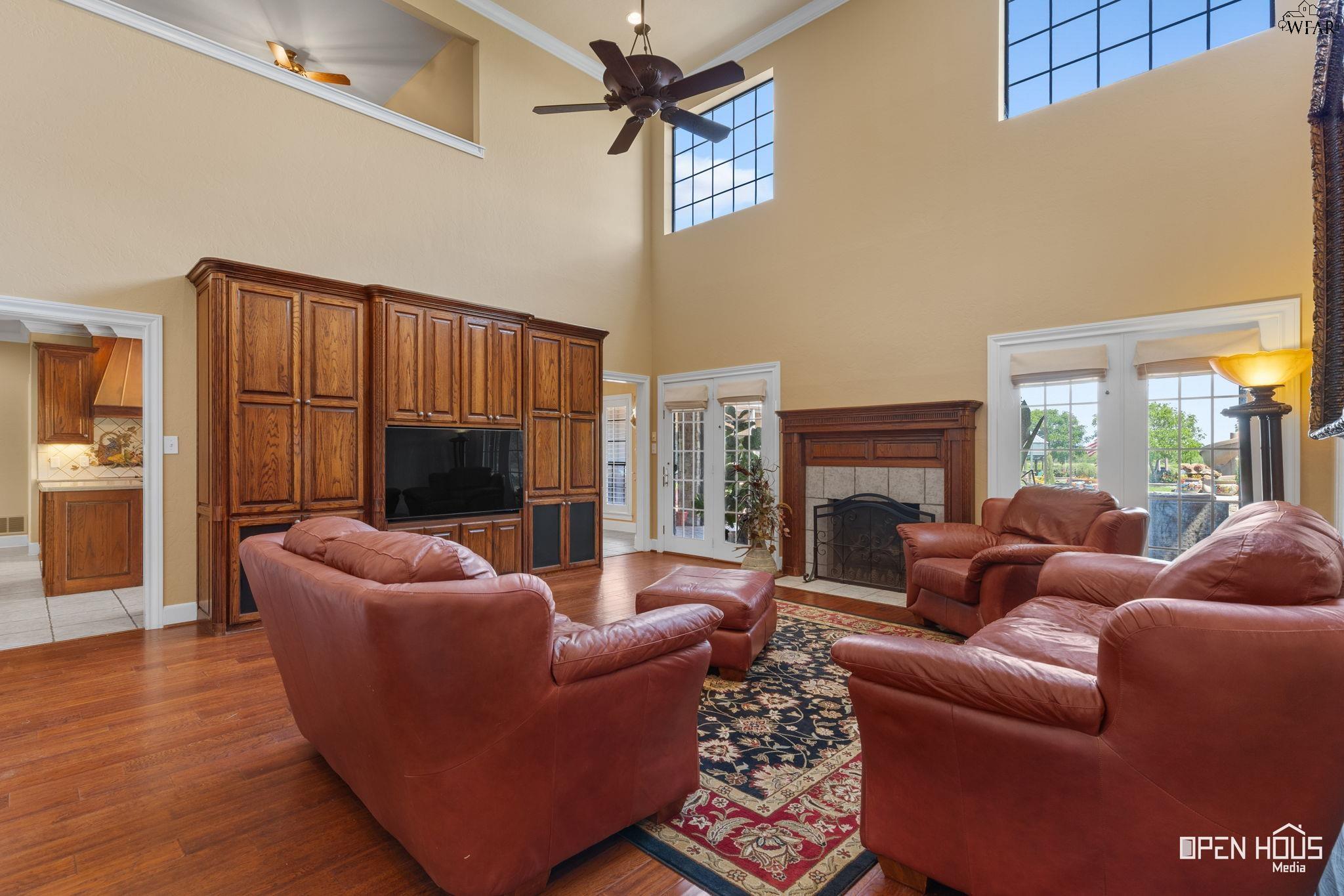 Great room with 18-foot ceiling